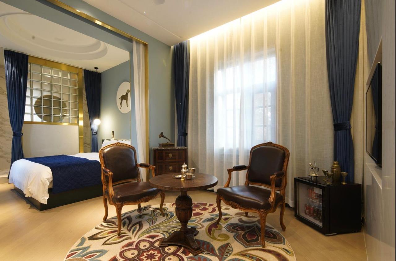 Moon And Chalice Boutique Hotel Kunming Zewnętrze zdjęcie